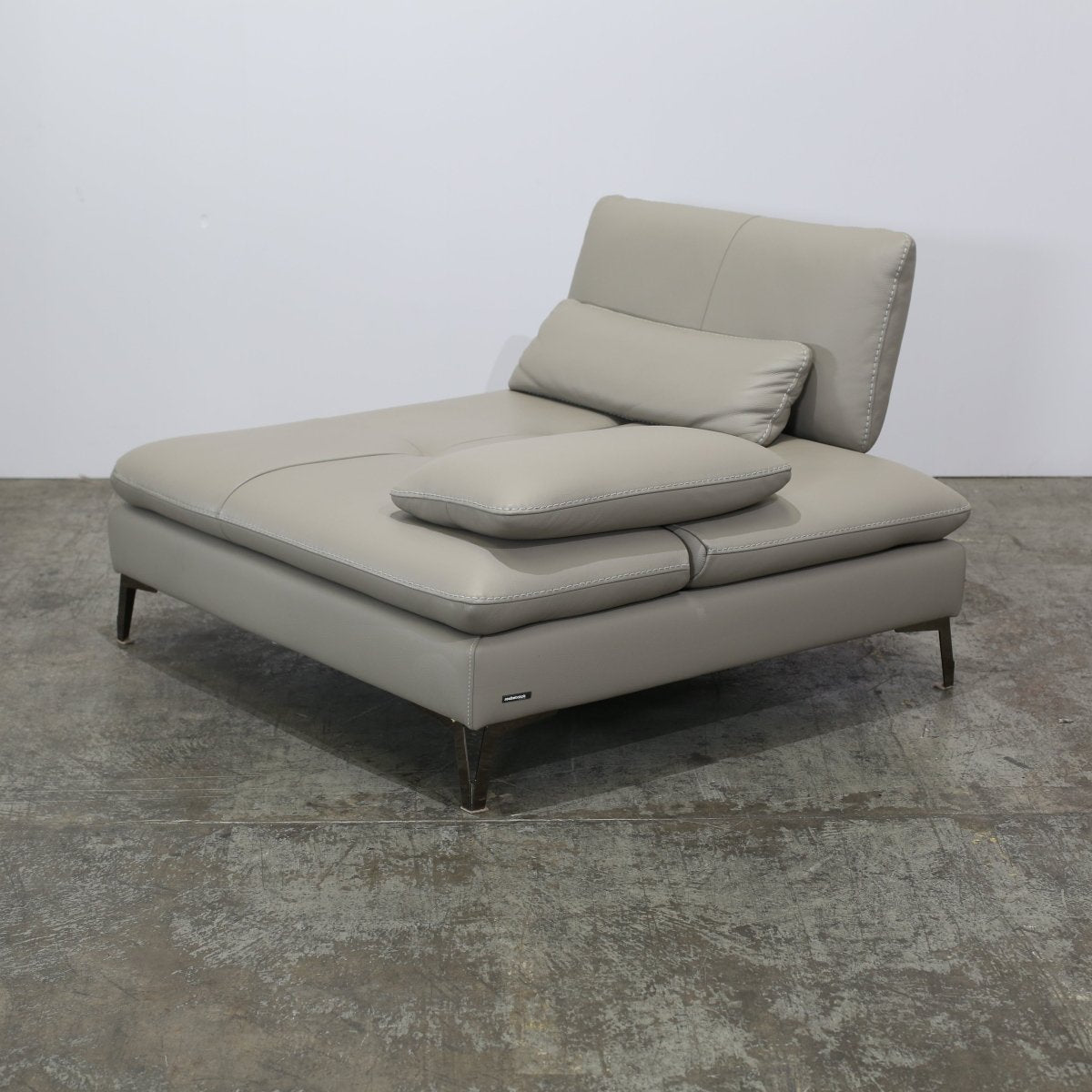 Roche Bobois Scenario Leather Sofa by Sacha Lakic @ REHAUS