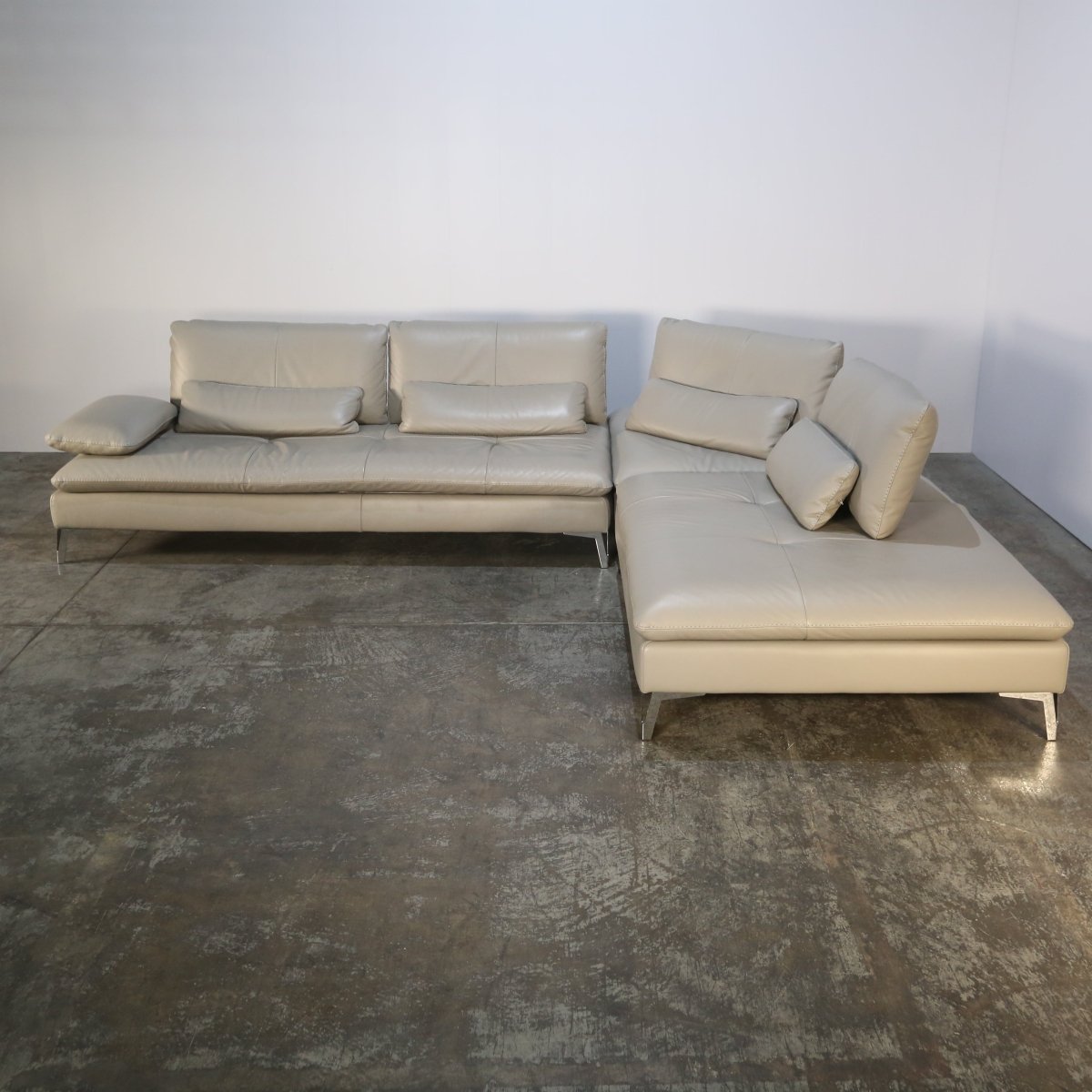 Roche Bobois Scenario Sectional Sofa by Sacha Lakic @ REHAUS
