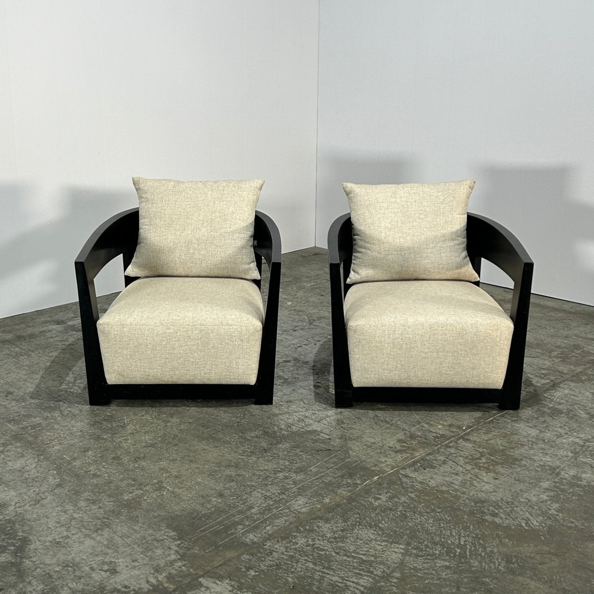 Rubautelli Armchairs by Eichholtz, Set of Two @ REHAUS
