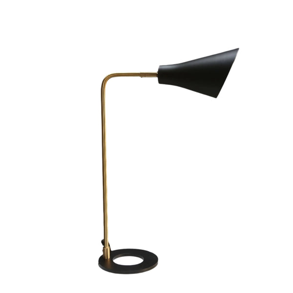 Rubn Lektor Desk Light by Niclas Hoflin @ REHAUS