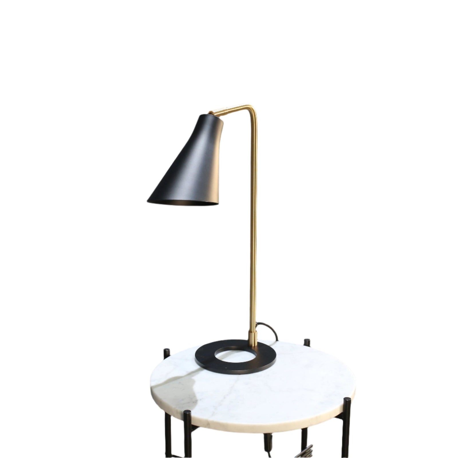 Rubn Lektor Desk Light by Niclas Hoflin @ REHAUS