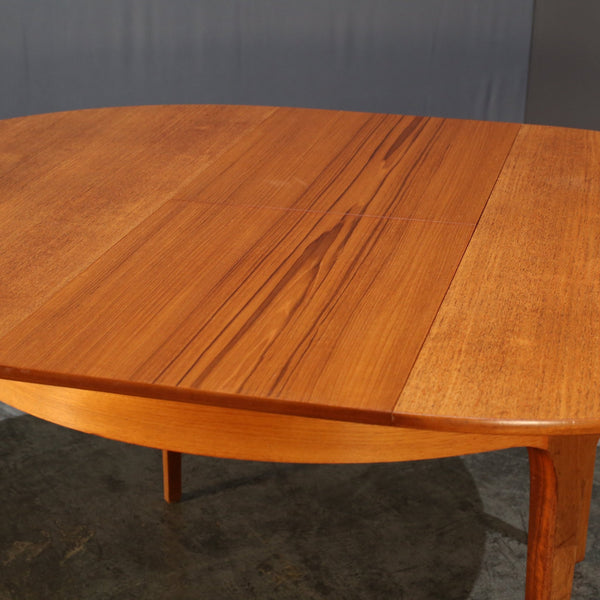 Sutcliffe Vintage Teak Dining Table @ REHAUS