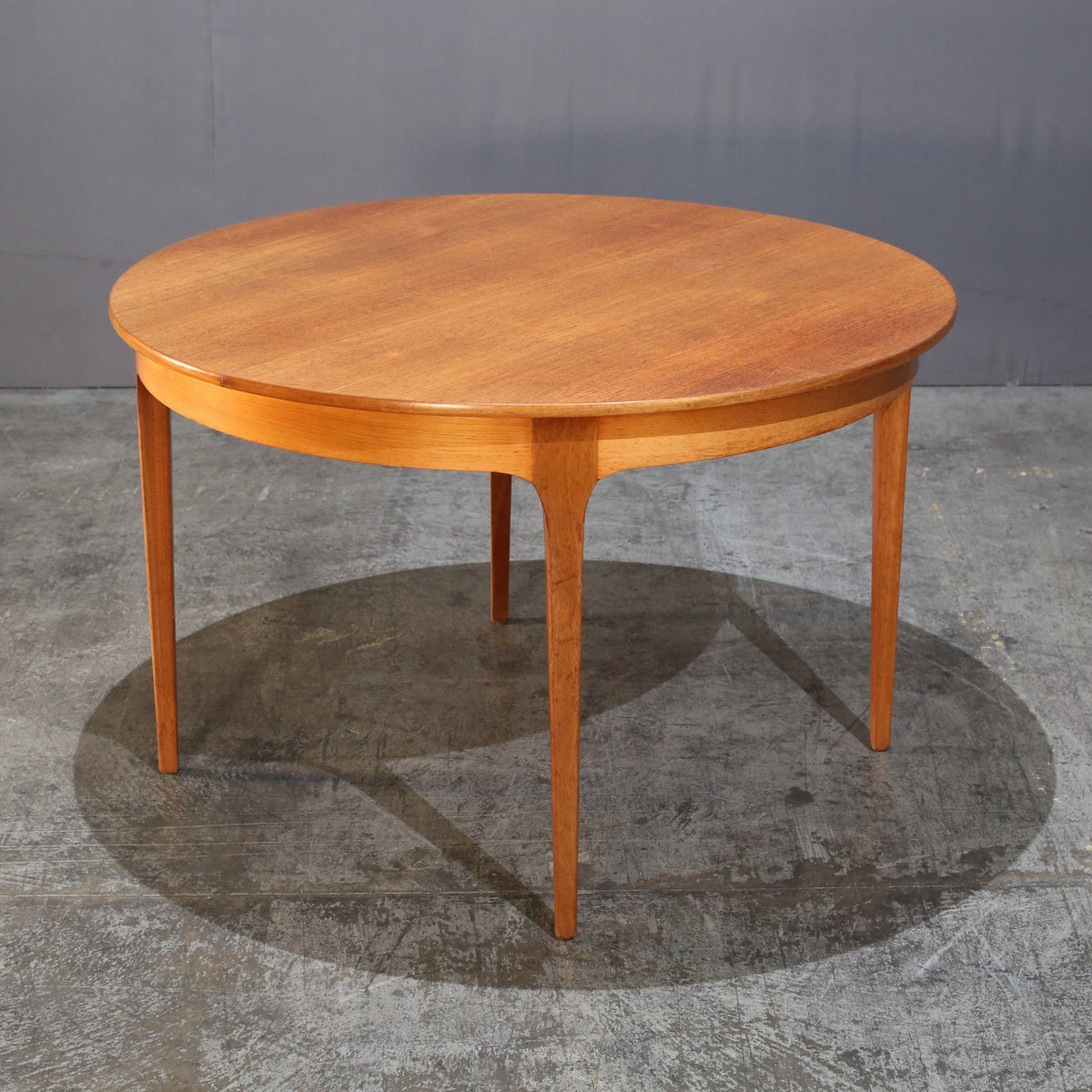 Sutcliffe Vintage Teak Dining Table @ REHAUS