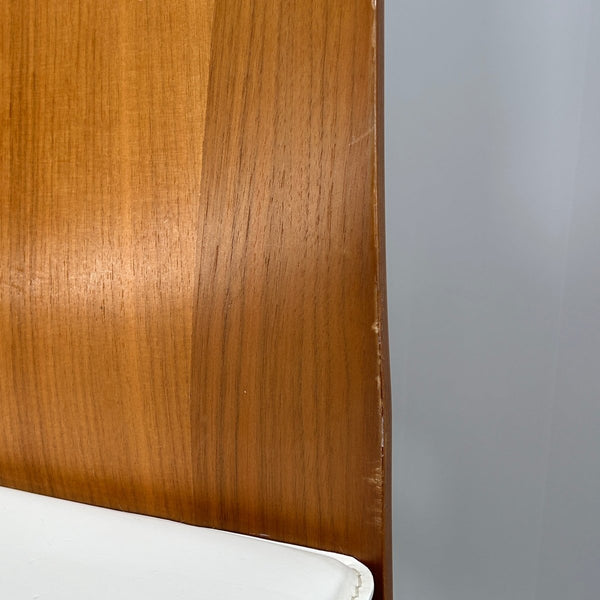 Swing Walnut and Leather Chairs by Calligaris, Set of Eight @ REHAUS