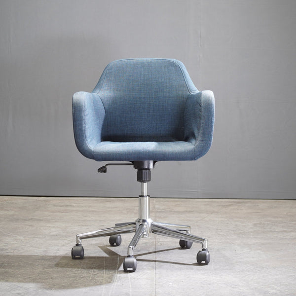 Swivel Office Chair with Blue Padding @ REHAUS