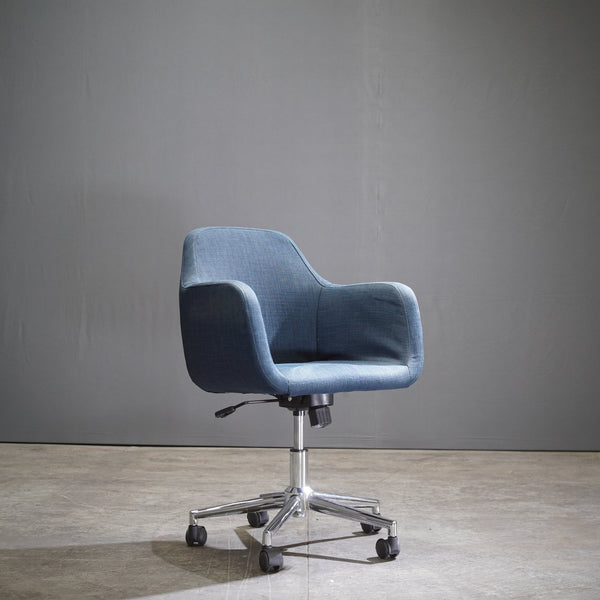 Swivel Office Chair with Blue Padding @ REHAUS