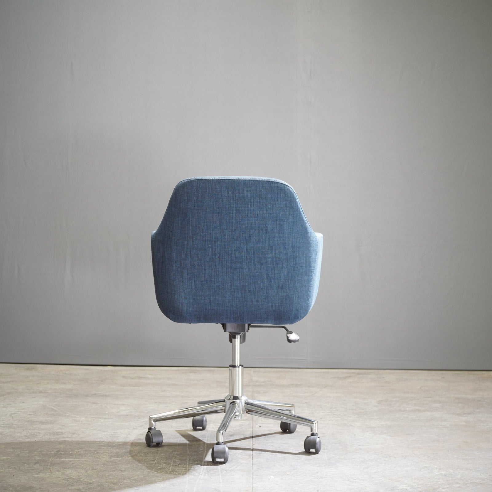 Swivel Office Chair with Blue Padding @ REHAUS