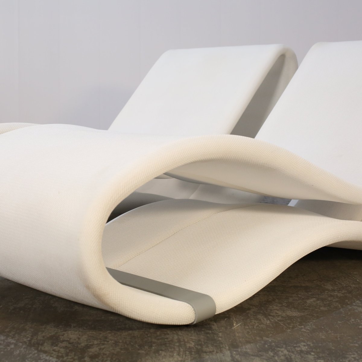 Talenti Breez 2.0 Sunbed by Karim Rachid @ REHAUS