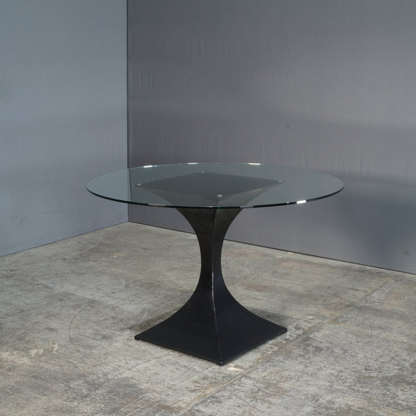 Tom Faulkner Round Glass Capricorn Dining Table @ REHAUS