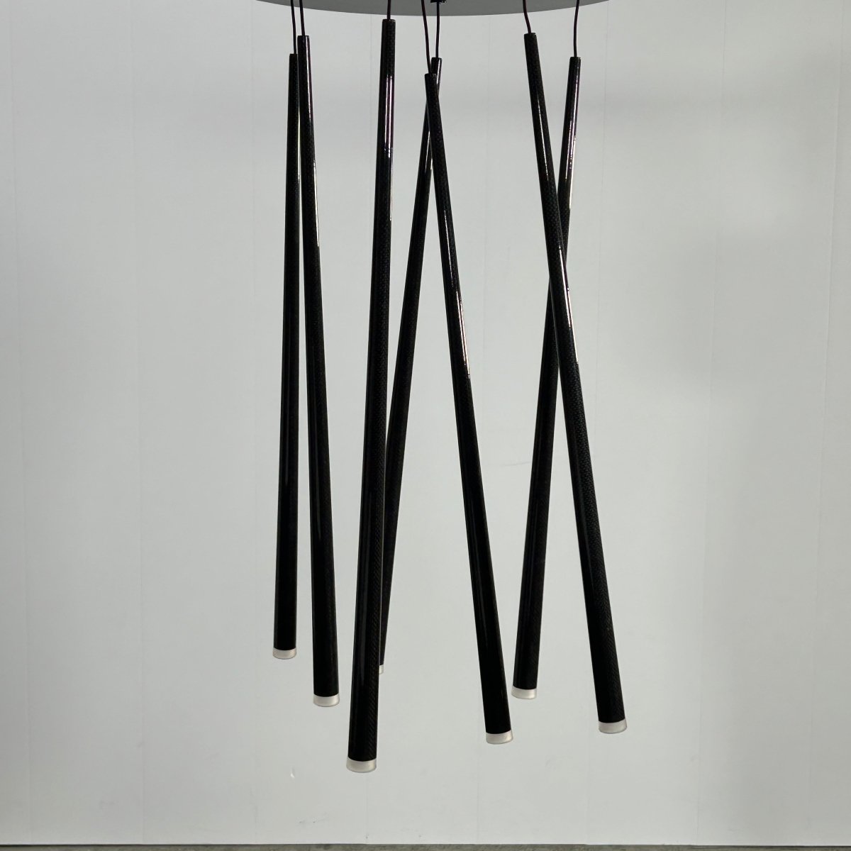 Vibia Slim Chandelier by Jordi Vilardell @ REHAUS