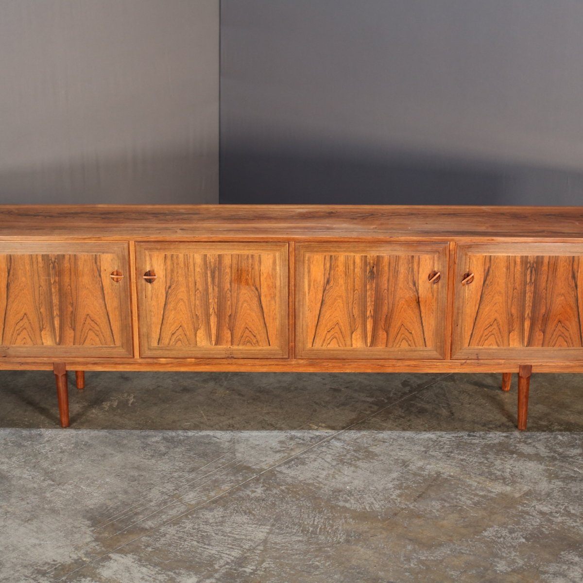 Vintage Console Sideboard @ REHAUS