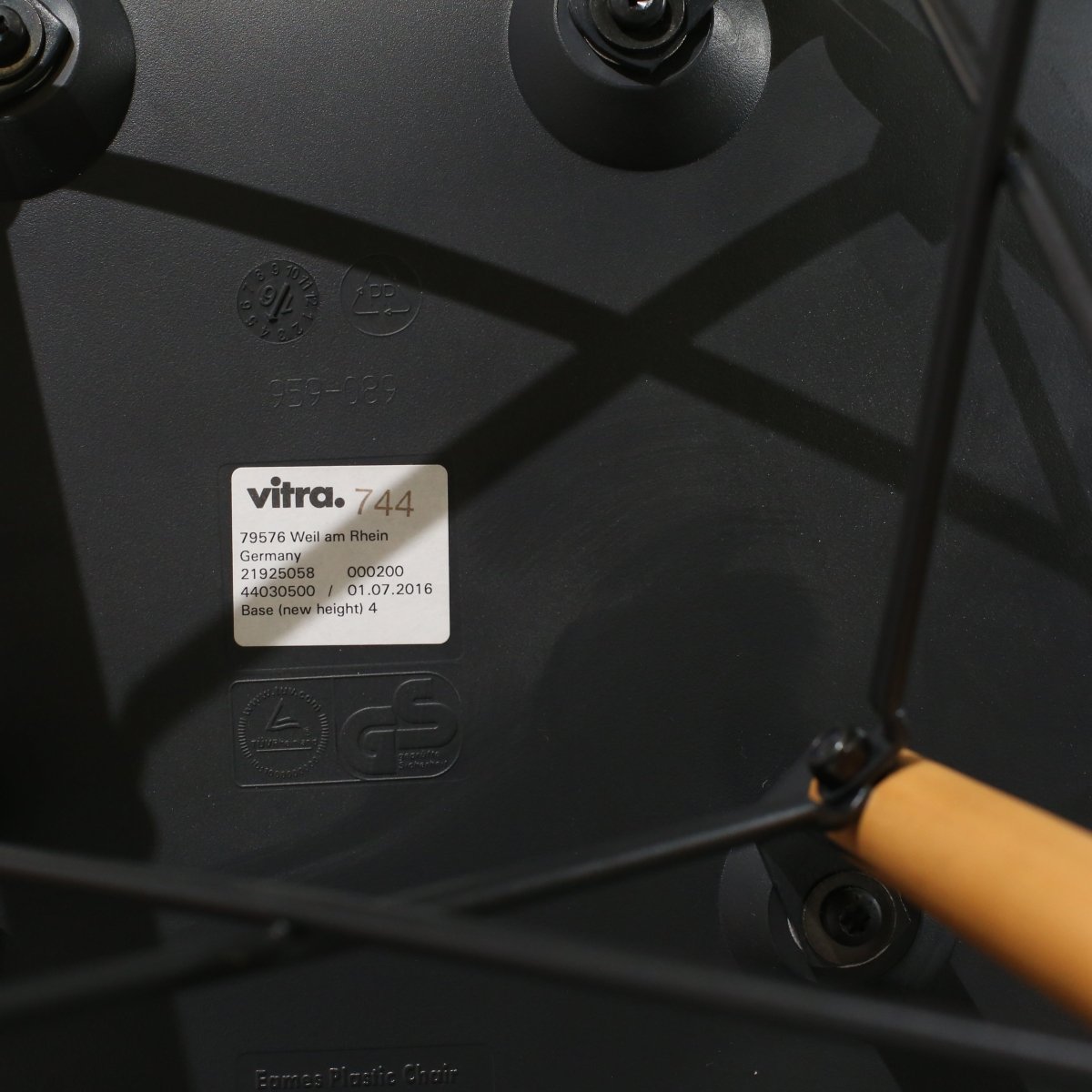 Vitra Black Eames DSW Chair, Set of Two @ REHAUS