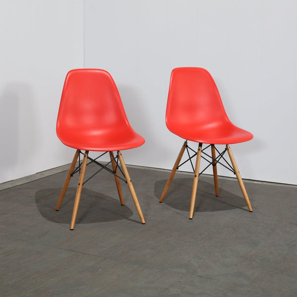 Vitra Eames DAW Armchair @ REHAUS