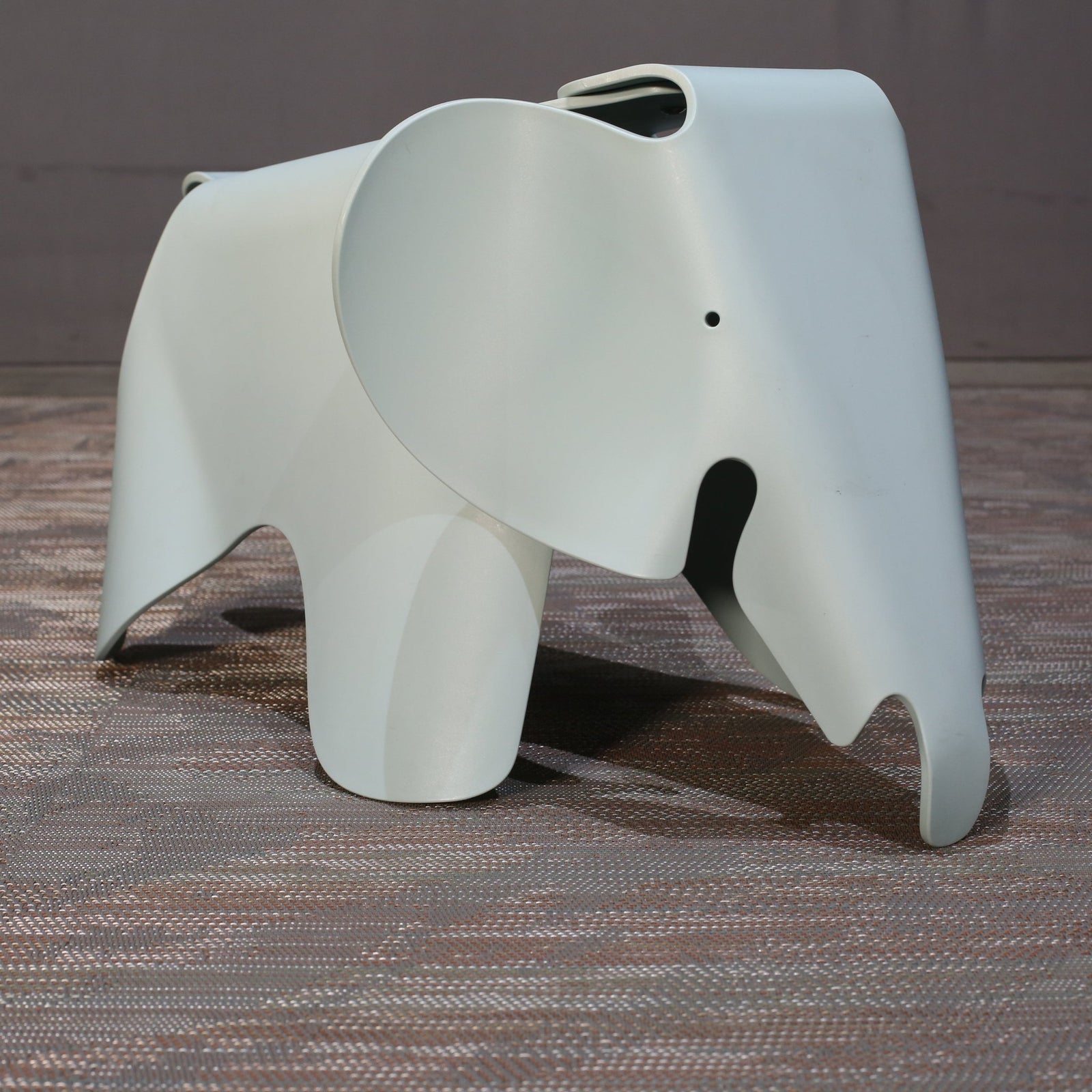 Vitra Elephant Stool by Charles & Ray Eames @ REHAUS
