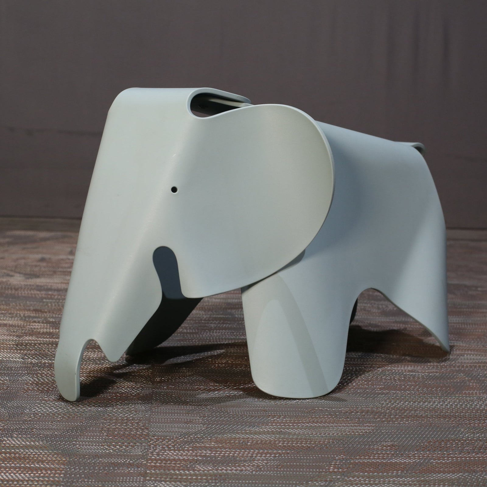 Vitra Elephant Stool by Charles & Ray Eames @ REHAUS