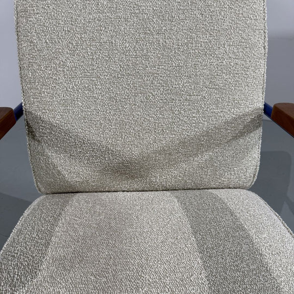 Vitra Fauteuil de Salon by Jean Prouvé @ REHAUS
