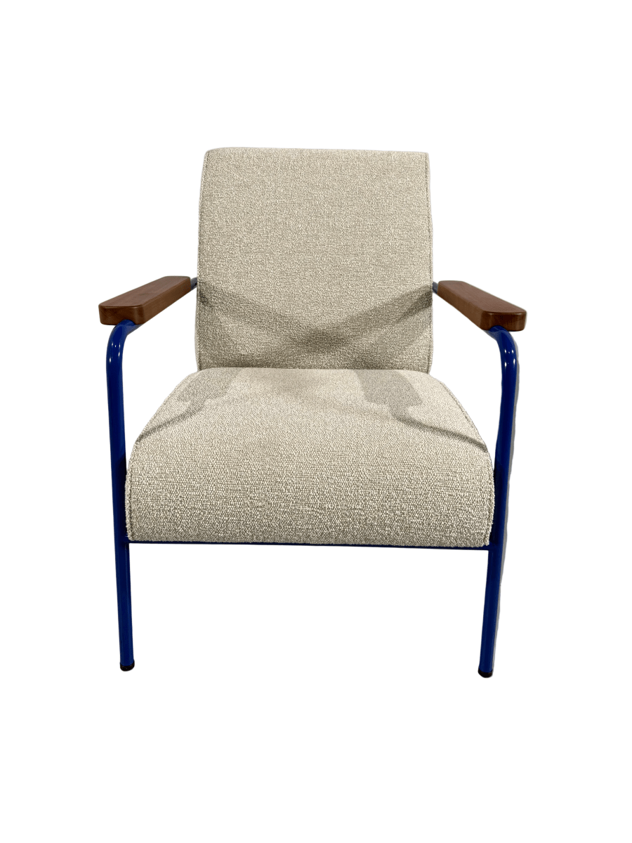 Vitra Fauteuil de Salon by Jean Prouvé @ REHAUS