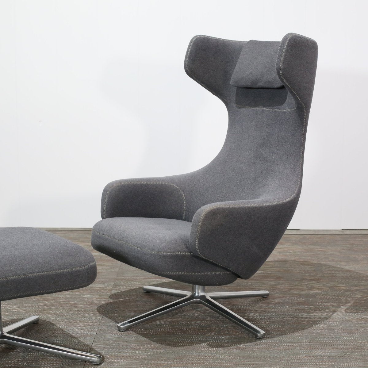 Vitra Grand Repos Lounge Chair & Footstool by Antonio Citterio @ REHAUS