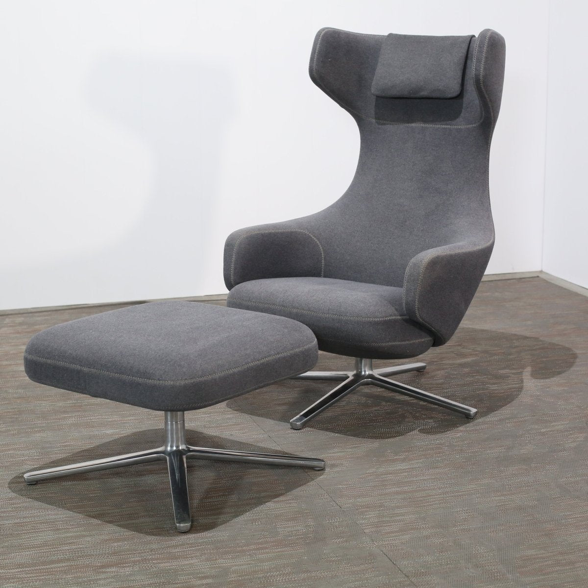 Vitra Grand Repos Lounge Chair & Footstool by Antonio Citterio @ REHAUS
