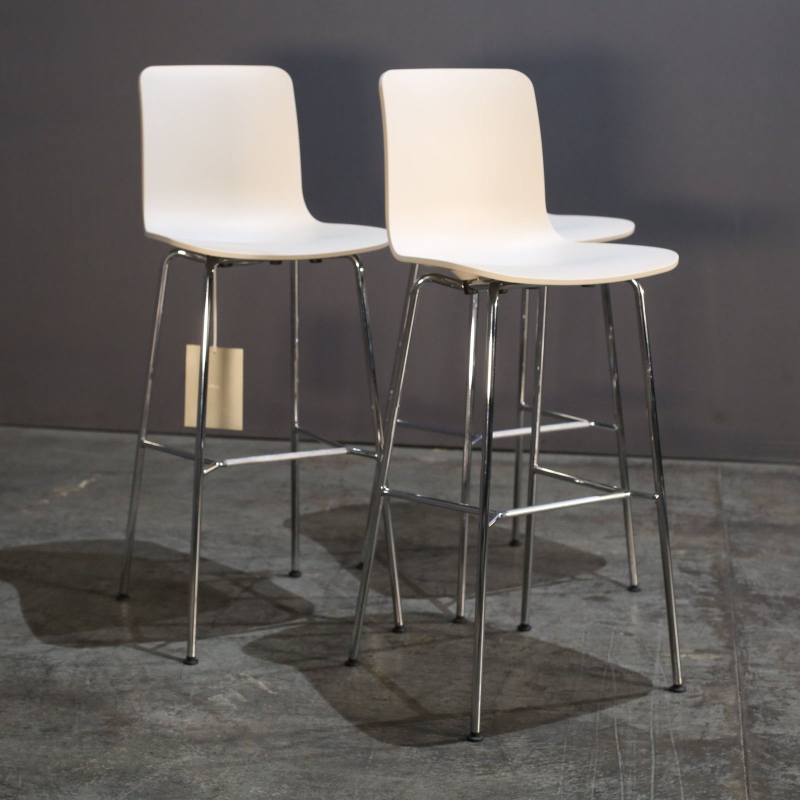 Vitra Hal High Stool by Jasper Morrison @ REHAUS