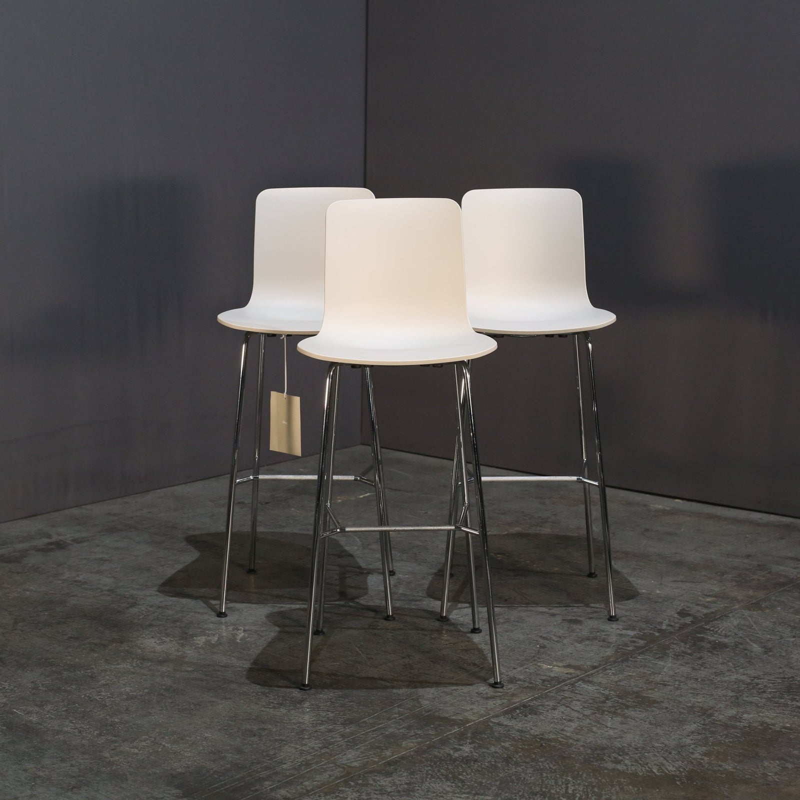 Vitra Hal High Stool by Jasper Morrison @ REHAUS