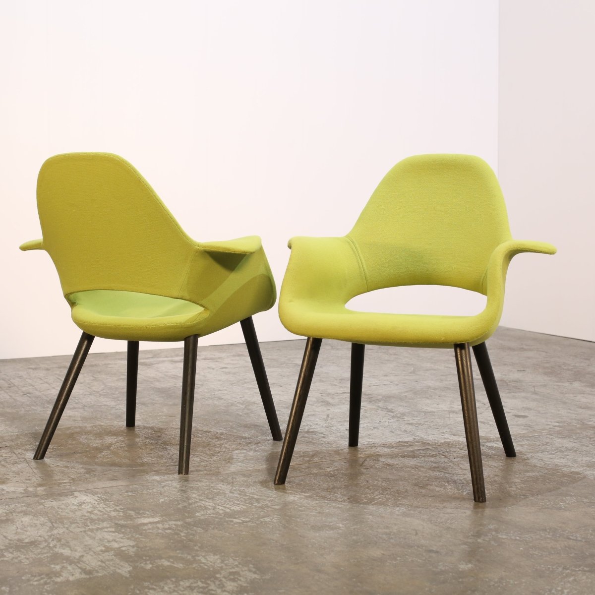 Vitra Organic Chair by Charles Eames & Eero Saarinen, Set of Two @ REHAUS