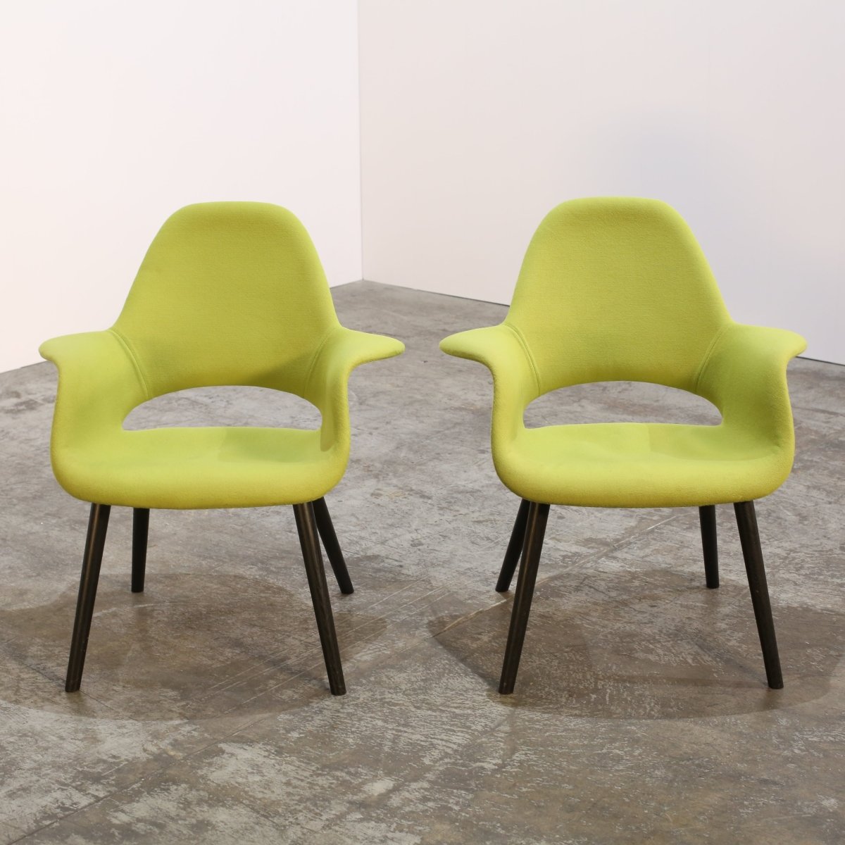 Vitra Organic Chair by Charles Eames & Eero Saarinen, Set of Two @ REHAUS