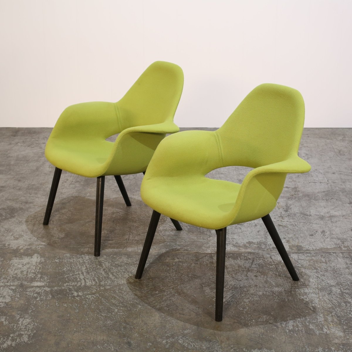 Vitra Organic Chair by Charles Eames & Eero Saarinen, Set of Two @ REHAUS