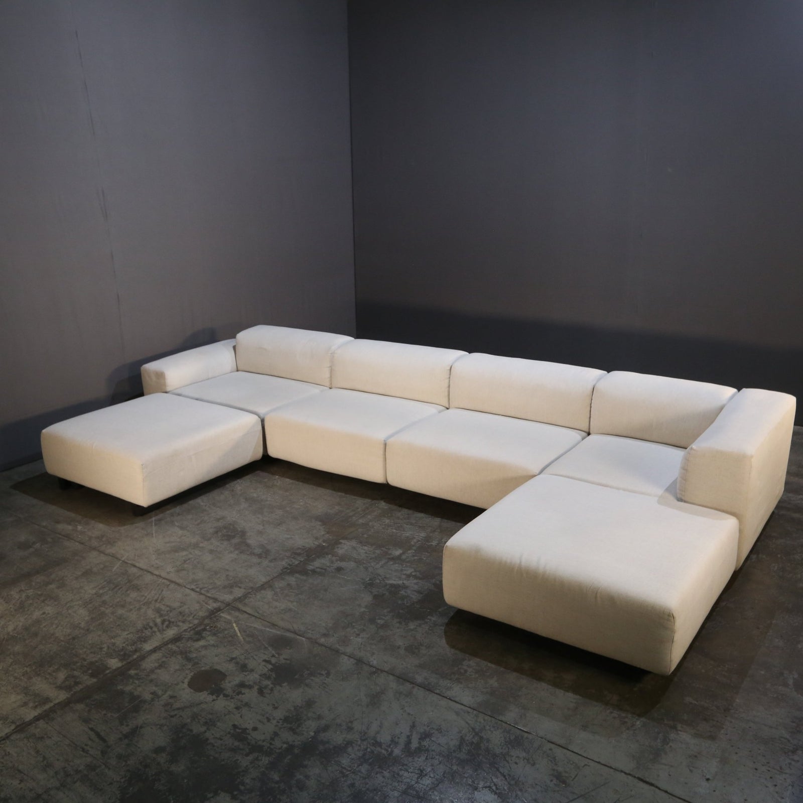 Vitra Soft Modular Four Seater Sofa and Ottoman by Jasper Morrison @ REHAUS
