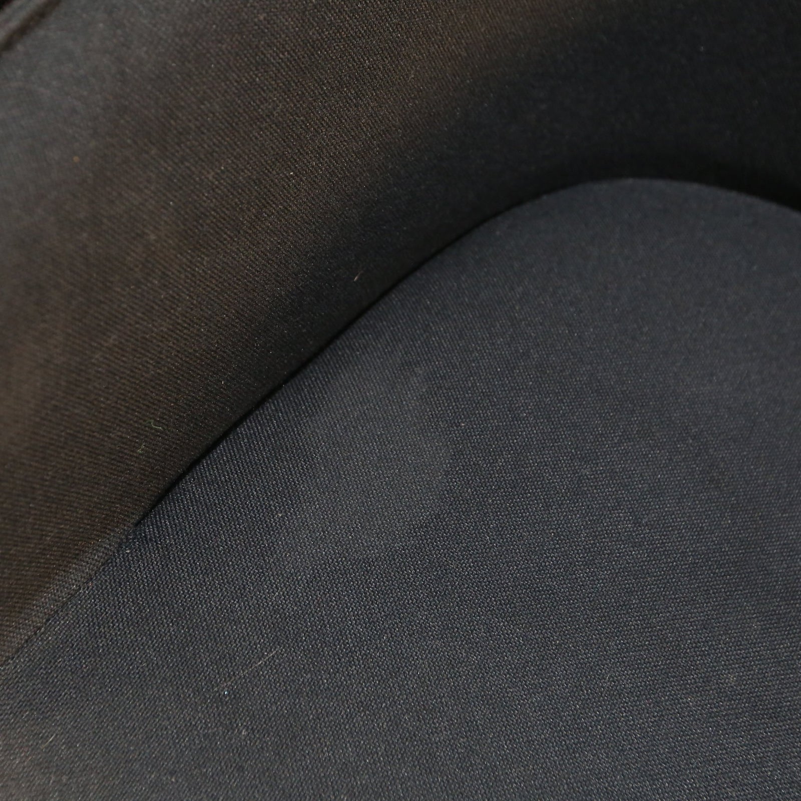 Vitra Softshell Chair by Ronan & Erwan Bouroullec @ REHAUS
