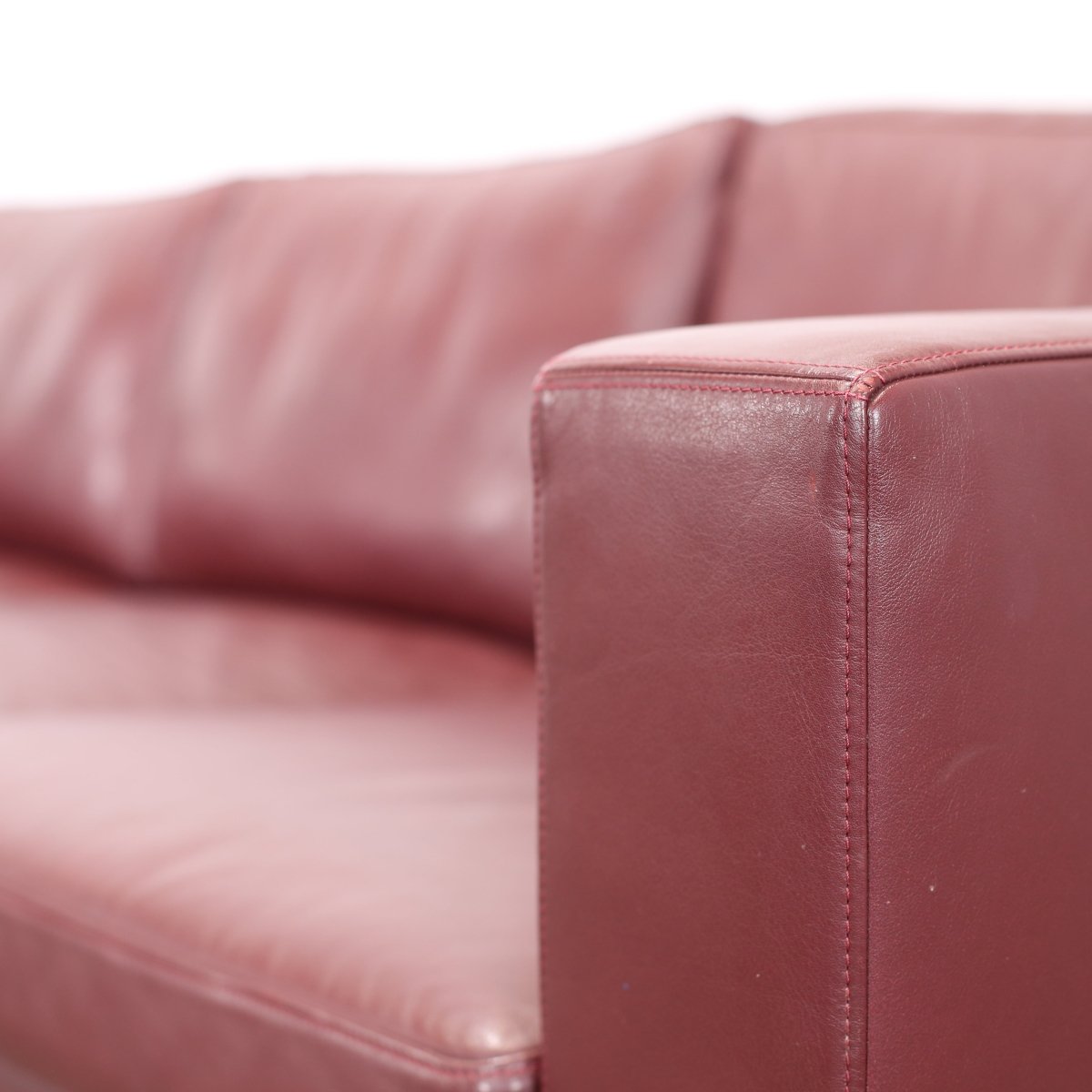 Walter Knoll Foster 500 Sofa by Norman Foster @ REHAUS