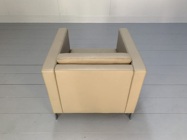 Walter Knoll Foster 500.10 Armchair - In Ivory Leather @ REHAUS