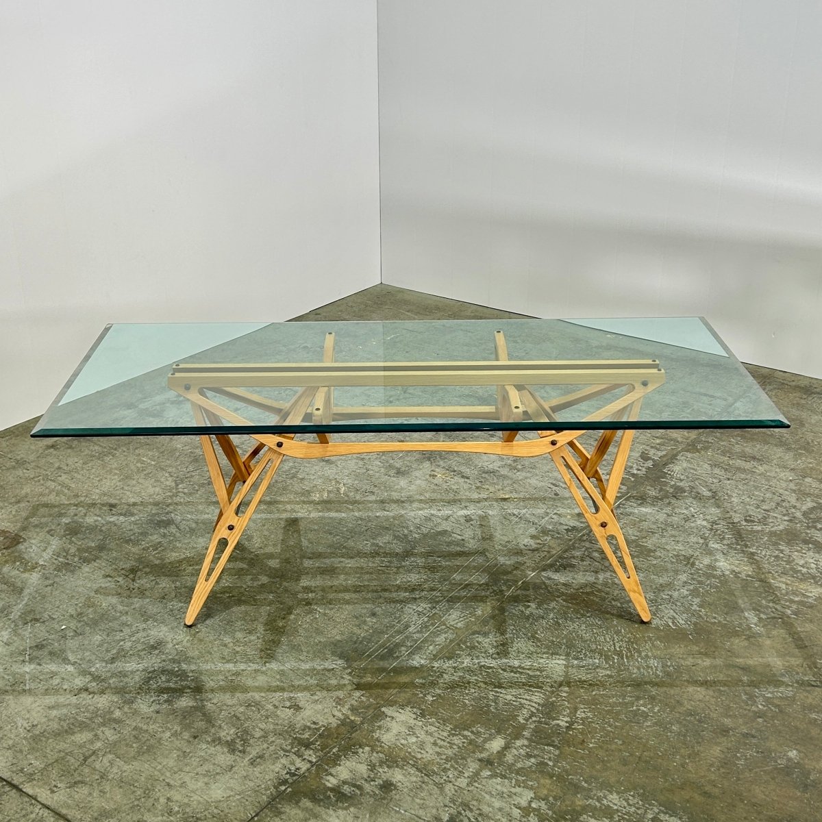 Zanotta Reale Dining Table by Carlo Mollino @ REHAUS