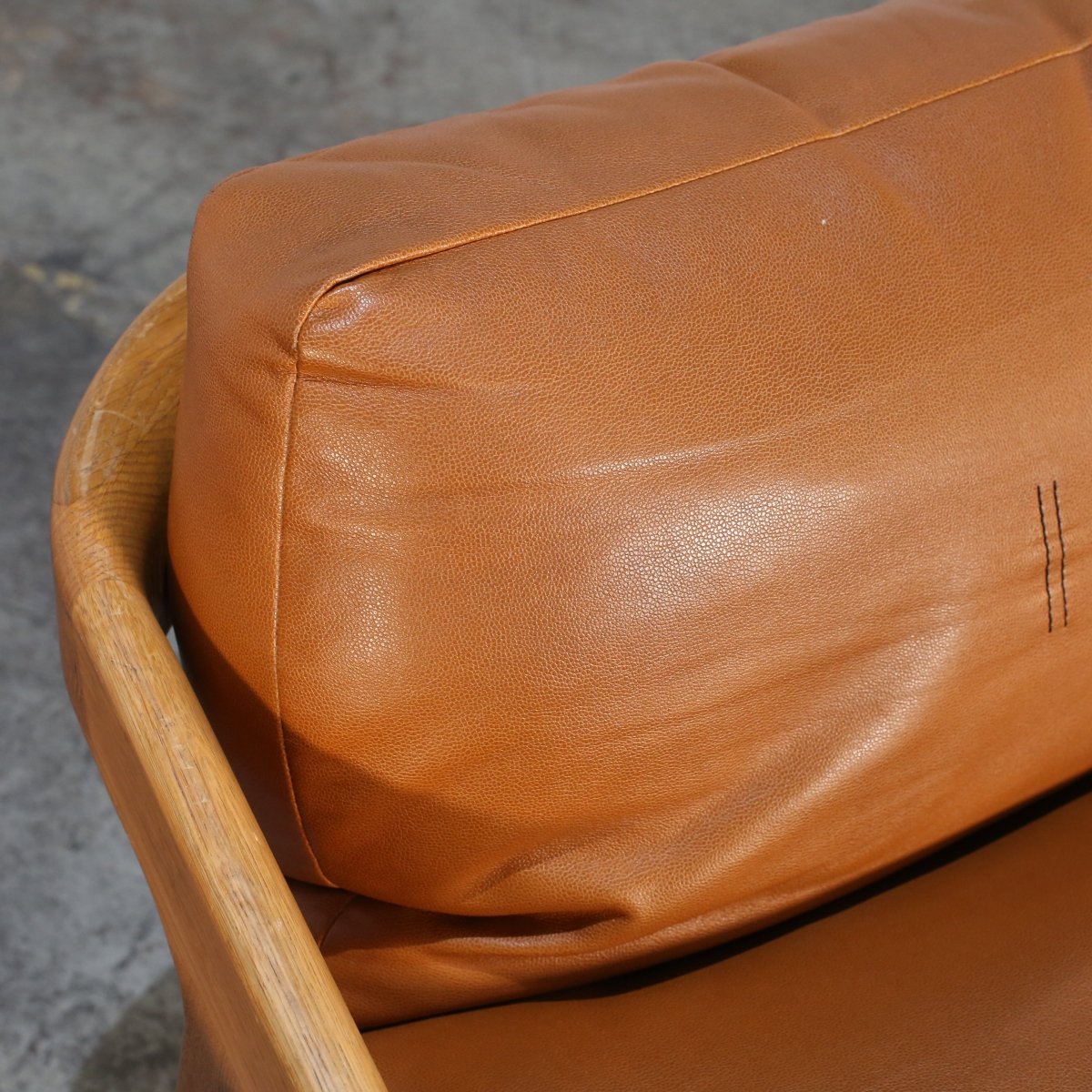 Zeitraum Friday 1 Lounge Chair by Formstelle @ REHAUS