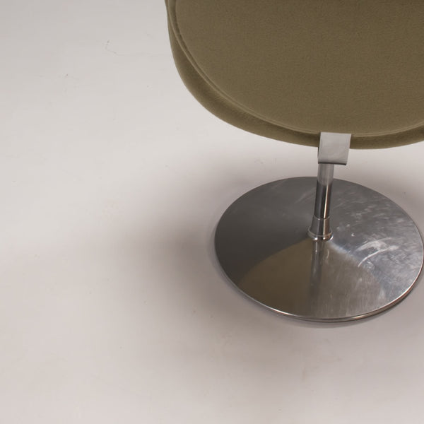 Artifort by Pierre Paulin Green Fabric Little Tulip Swivel Chair, Set of Three @ REHAUS