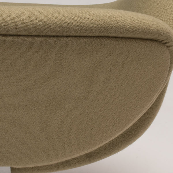Artifort by Pierre Paulin Green Fabric Little Tulip Swivel Chair, Set of Three @ REHAUS